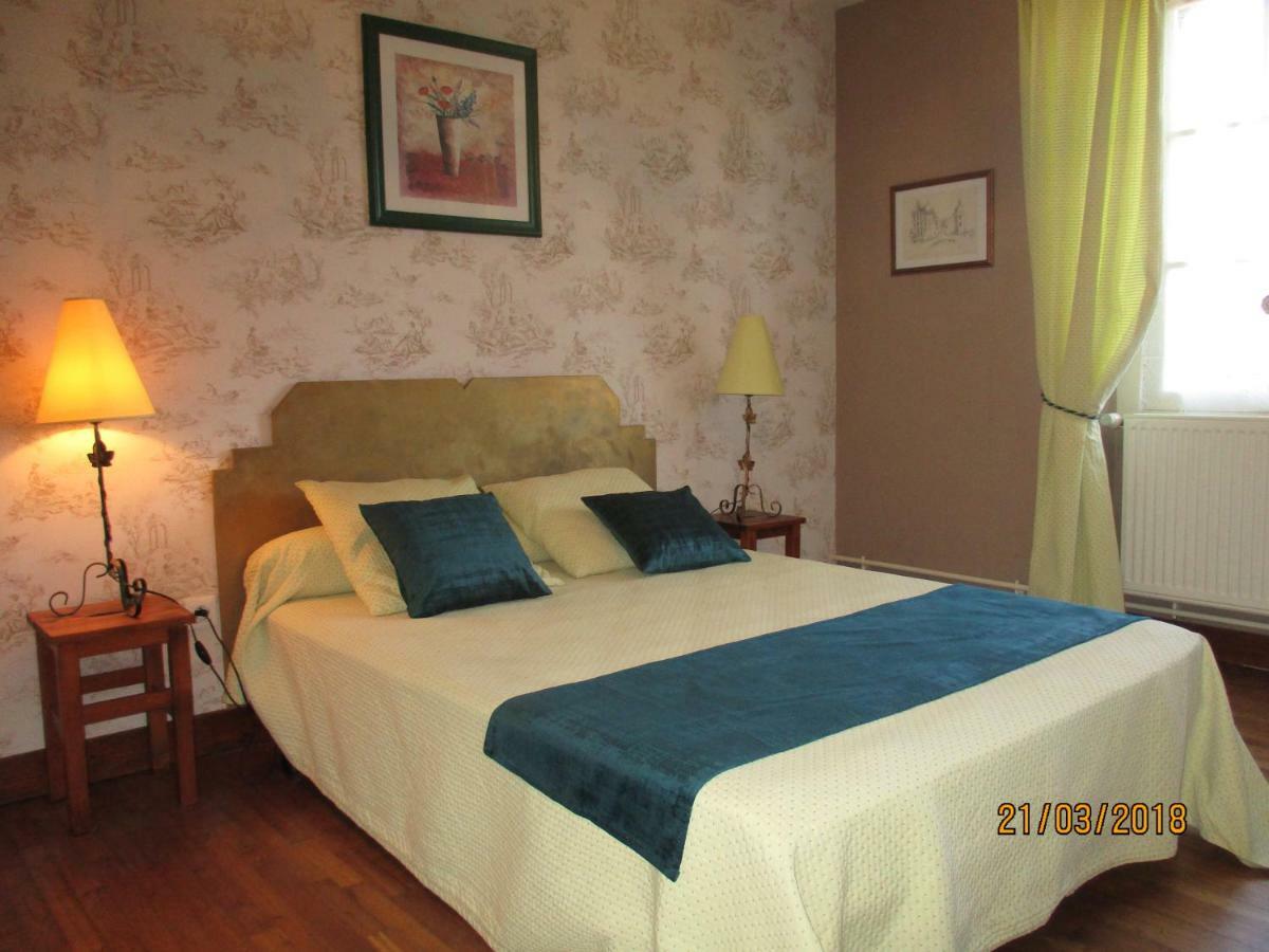Gite De Bazeille Saint-Avit-Sénieur Екстериор снимка